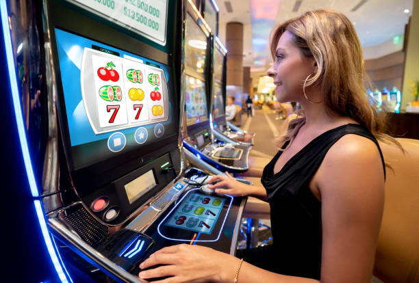 Live Sic Bo table at judisgp login with professional dealer
